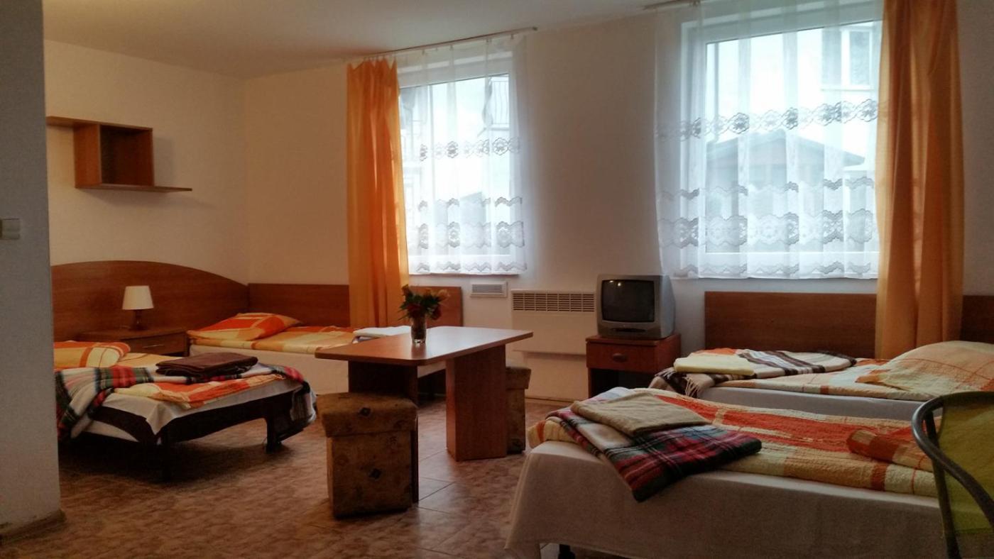 Owr Piramida 2 Otel Darlowko Dış mekan fotoğraf